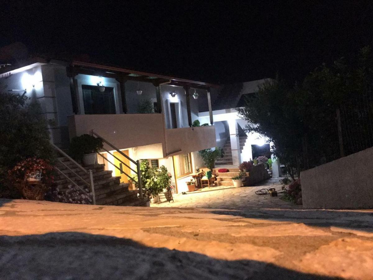 Natural Holiday Houses 사밀 외부 사진
